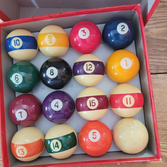 Vintage Set of Billard Pool Balls Made in Belgium - Picture 1 of 6